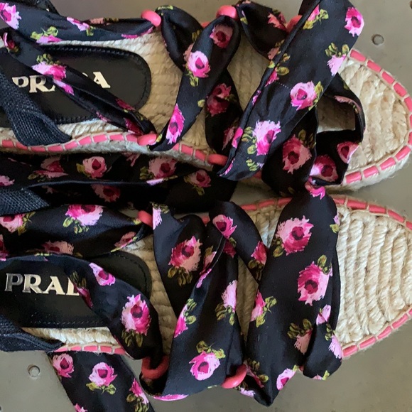 Prada Wraparound sandals - Picture 6 of 7